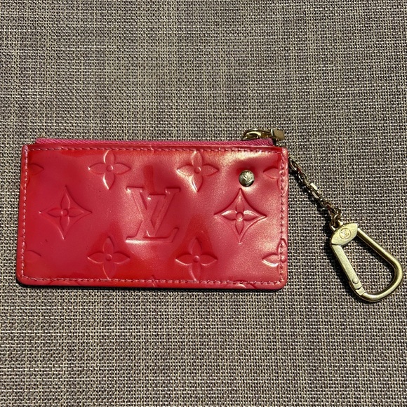 💯% Auth. Louis Vuitton Key Cles Vernis red - Picture 8 of 17